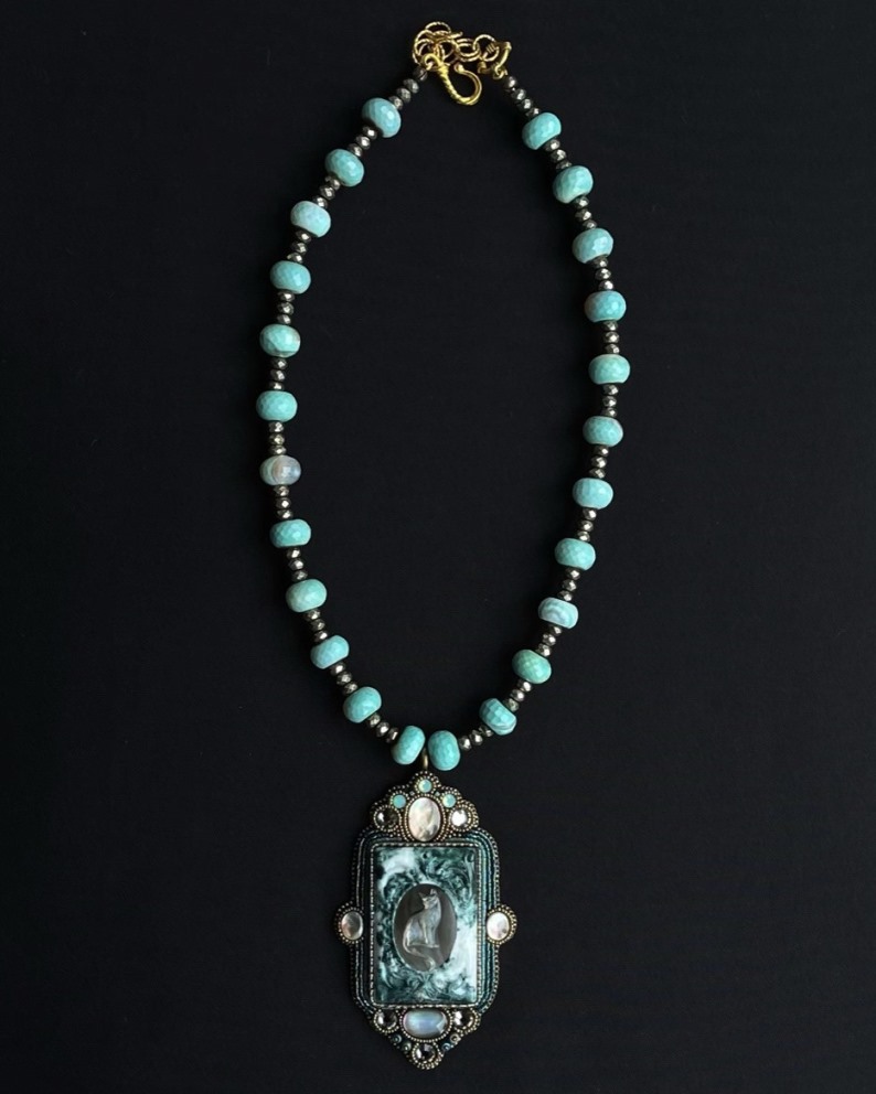 Dark Green Agate & Mother of Pearl Necklace